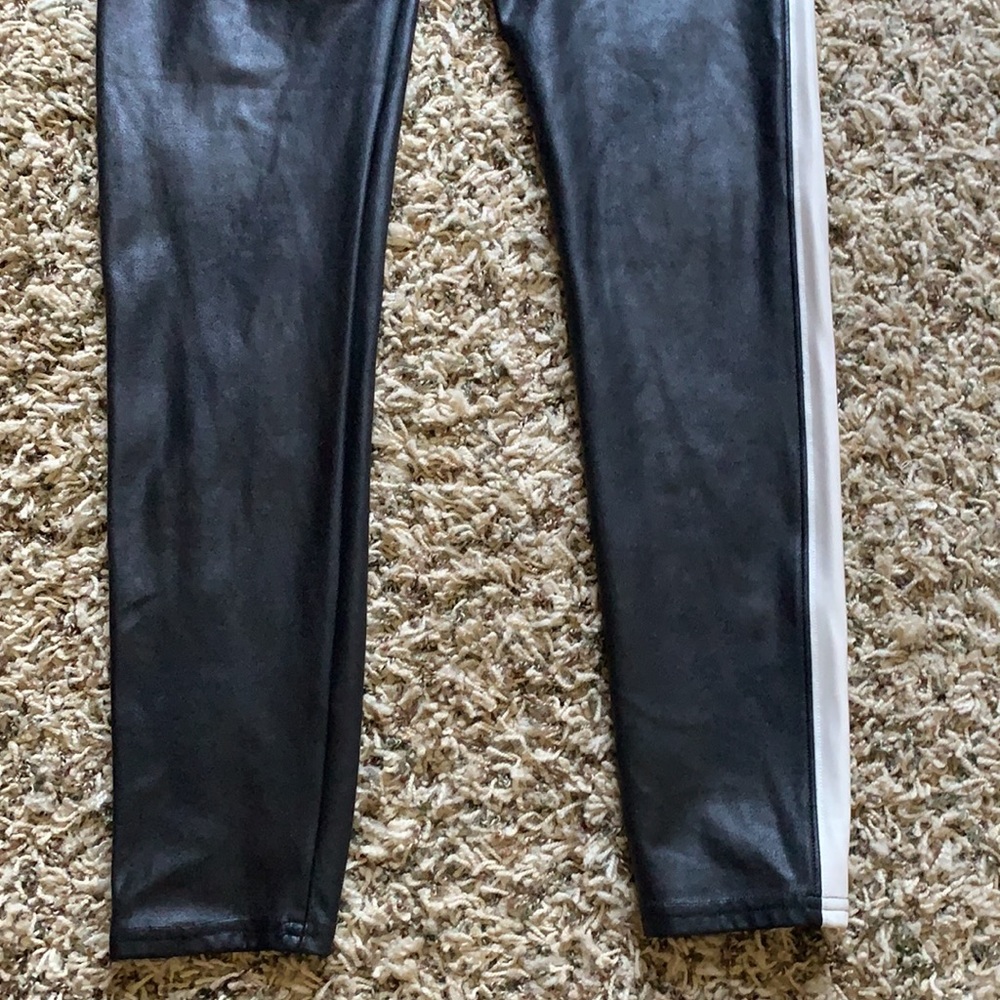 SPANX Faux Leather Side Stripe Leggings - Picture 12 of 15